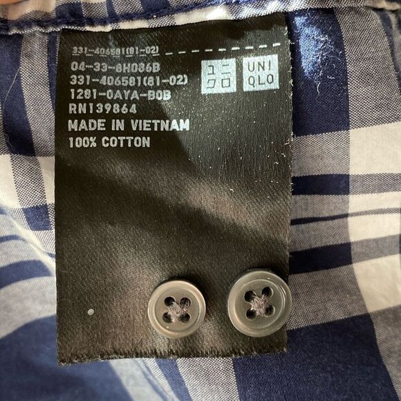 Uniqlo Plaid Cotton Button-Down Shirt - Picture 8 of 9